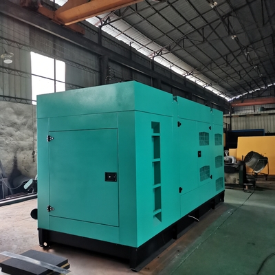 Охлаженный водой набор генератора 800kva 60HZ Cummins дизельный 640kw 70dB